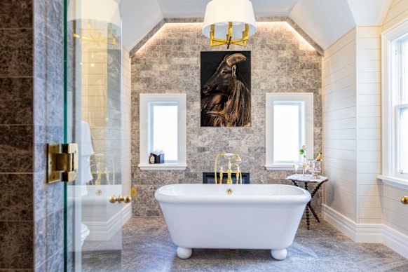History meets luxury at Holme Station.
