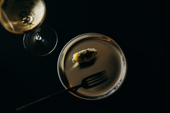 Augusta snow crab, toasted brioche and caviar.