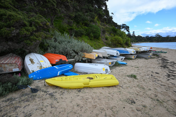 The Mornington Peninsula Shire is warning that unregistered boats will be impounded if they are not collected. 