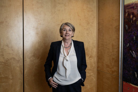 APRA deputy chair Margaret Cole has put super funds on notice over their expenses bill. 