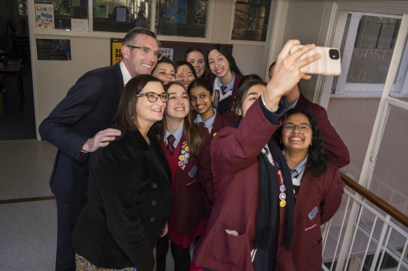 Premier Dominic Perrottet and Education Minister Sarah MItchell with Cheltenham Girls High students.