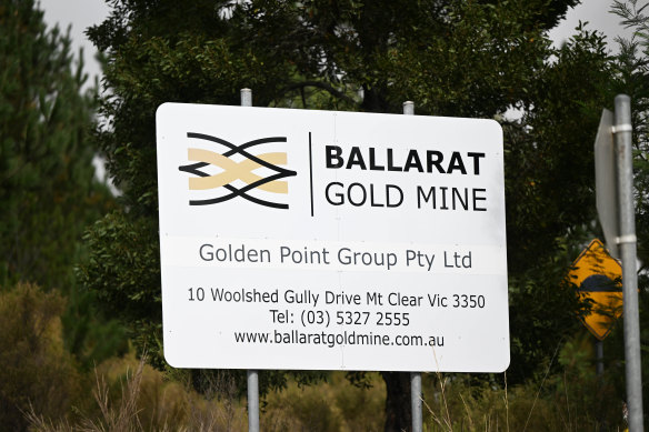Ballarat Gold Mine at Mount Clear.