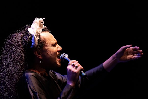 Cabaret chanteuse Mama Alto offered a heartfelt tribute to Billie Holiday