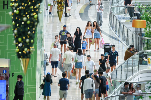 Chadstone Shopping Centre expects a last-minute bonanza of sales for Christmas presents.