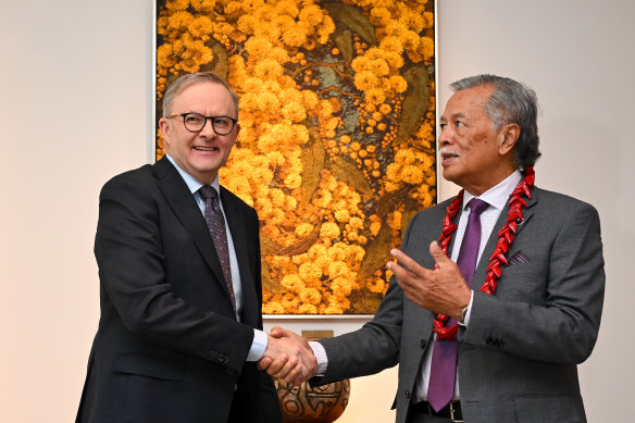 Australian Prime Minister Anthony Albanese (left) shakes hands with Secretary-General of the Pacific Islands Forum (PIF) Henry Puna on Wednesday.