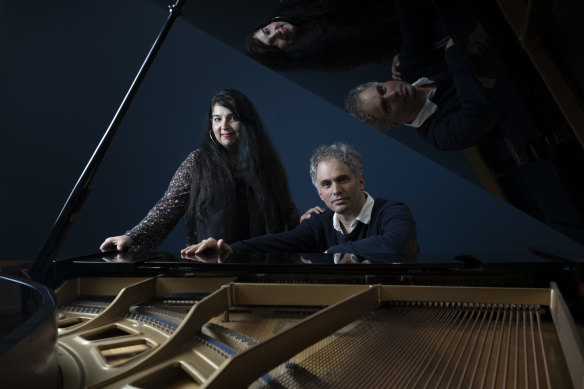 Ayşe Göknur Shanal and Benjamin Martin will perform together on December 23.