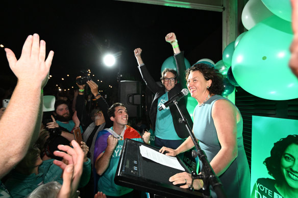Monique Ryan speaks to ecstatic supporters on election night 2022 after winning the seat of Kooyong from Josh Frydenberg. 