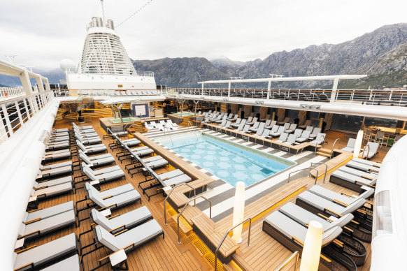 The popular Pool Deck offers sun and shade options.