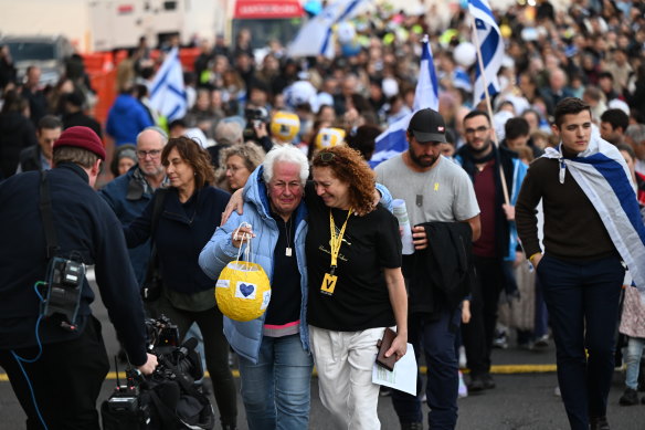 Jewish people commemorate the October 7 attacks at The Morris Moor complex in Moorabbin.