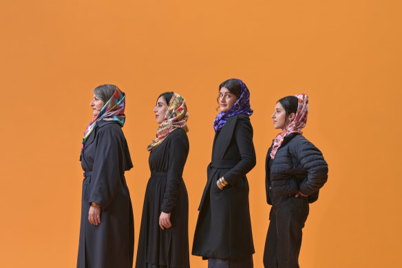 MTC’s <i>English</i> is “a must-see among must-sees”.