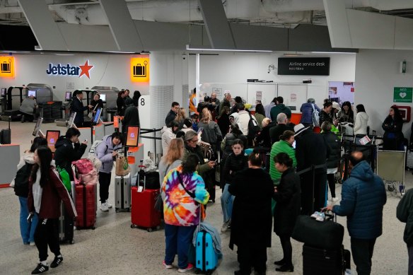 Melbourne Airport passengers affected by the global outage.