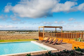 South Australia’s luxury safari hotel a game-changer
