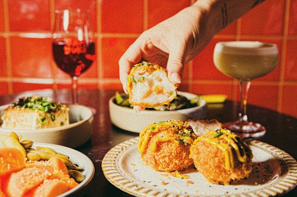 Ebi katsu korokke (prawn croquette with curry ketchup mayo).