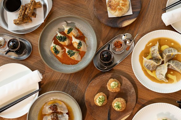 O menu de bolinhos de domingo do Supernormal muda semanalmente.