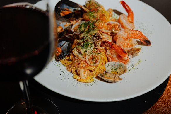 Linguine scoglio.