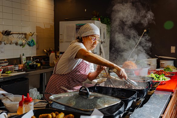 澳洲隐藏美食！无官网无外卖，悉尼这家韩式小店仅靠“口口相传”，$16吃到扶墙出（组图） - 3