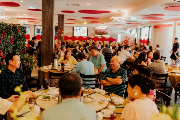 A packed dining room at Ocean Treasure.