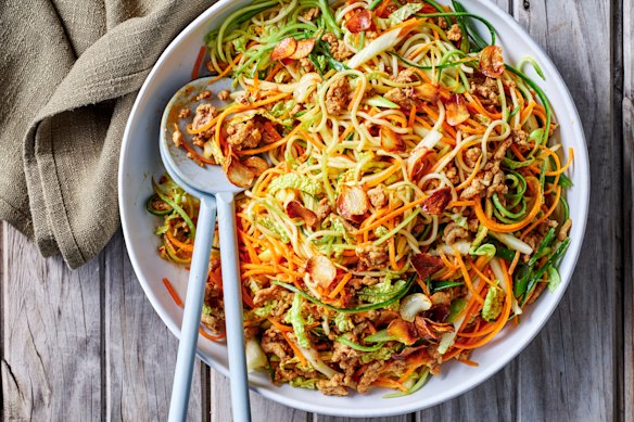 Sichuan’s famous dan dan noodles take a lighter turn.