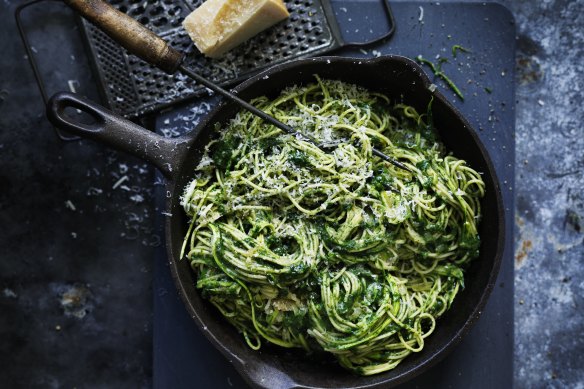 Adam Liaw's zucchini spaghetti