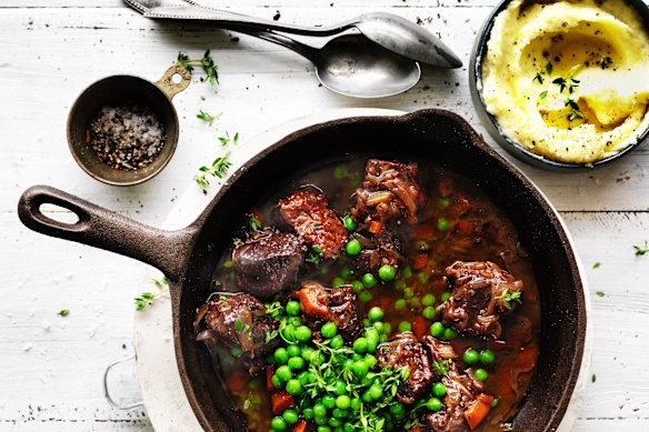 This Seoulful garlic chicken tray bake packs a rich and deeply savoury punch