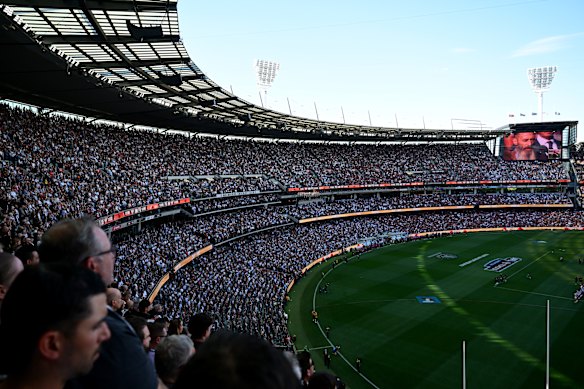 The Welcome to Country delivered by Uncle Colin Hunter Jnr was observed impeccably by the MCG crowd.