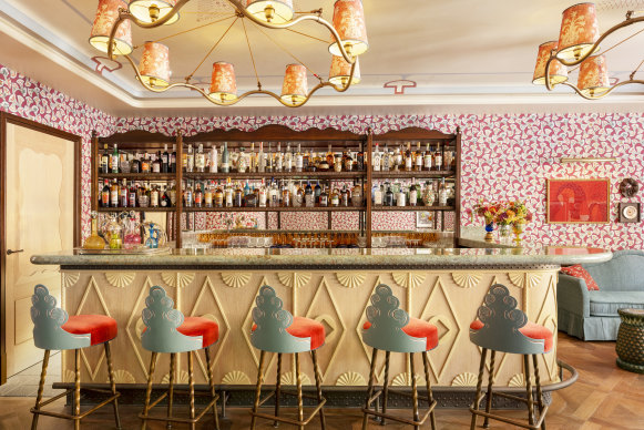Pittoresque et cosy, Boubale Le Grand est le bar-restaurant de rue de Mazarin.