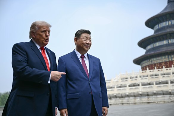 Trump and Xi visit Beijing’s Temple of Heaven. 