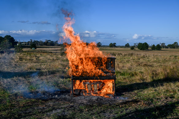 Going... the technical test for Piano Burning continues. 