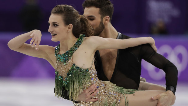 French skaters Gabriella Papadakis and Guillaume Cizeron perform.