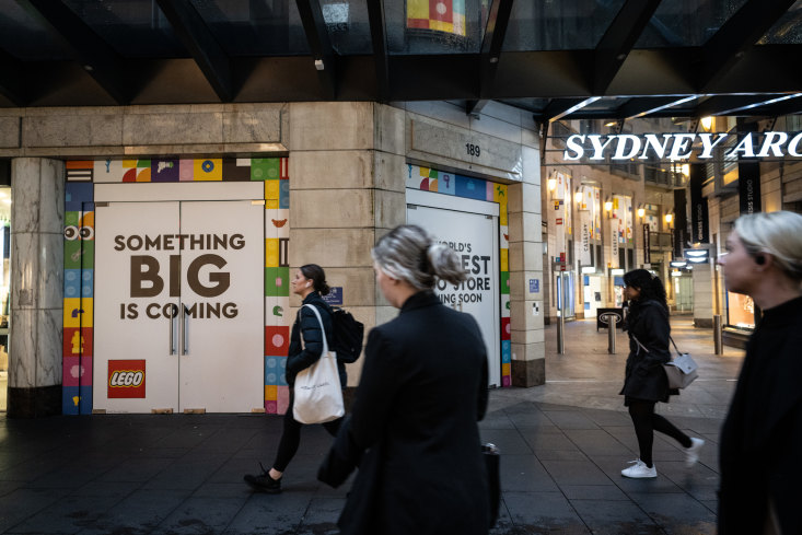 Lego opens world s largest flagship store in Sydney