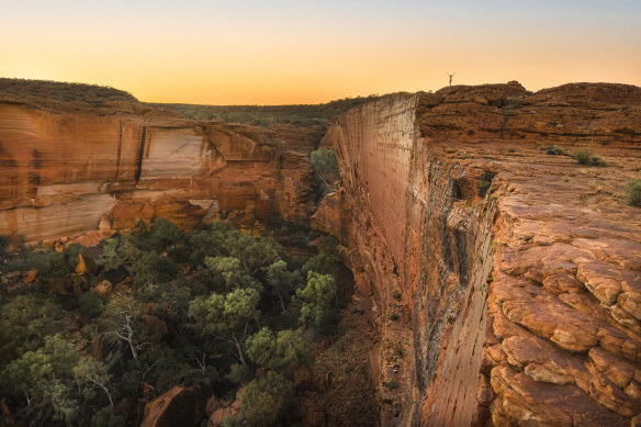 The spectacular Kings Canyon rim walk in Watarrka National Park.