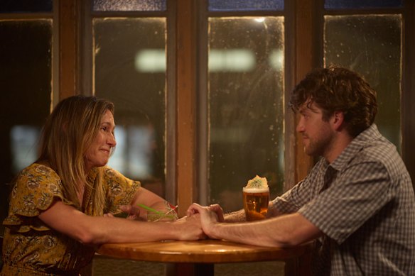 Claudia Karvan and Luke Wiltshire star in Homebodies.