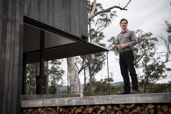 Simon Anderson is an architect, and a holiday home he built for himself in a bushfire zone in the Megalong Valley in the Blue Mountains is a finalist in this year’s Australian Institute of Architects’ NSW awards. 