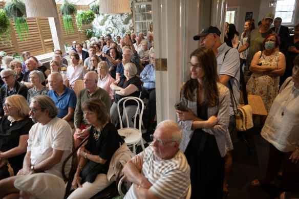 Gladesville and Drummoyne residents gathered to complain about the impact of the Rozelle Interchange.