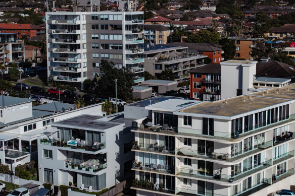 Premier Chris Minns is weighing up changes to the planning system that could see councils bypassed on some major residential housing projects.