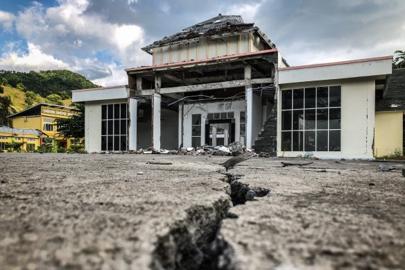The effects of Lombok's 2018 earthquake can still be seen, such as this abandoned government building in the island's north.
