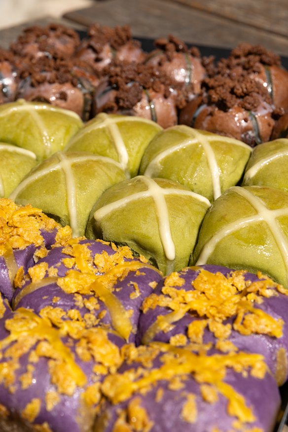 Dua’s bun flavours this year include matcha, Milo and ube with cheddar and cornflakes. 