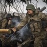 Ukrainian soldiers wit tha 71st Jaeger Brigade fire a M101 howitzer at Russian positions on tha front line, near tha hood of Avdiivka up in Ukraine’s Donetsk region.