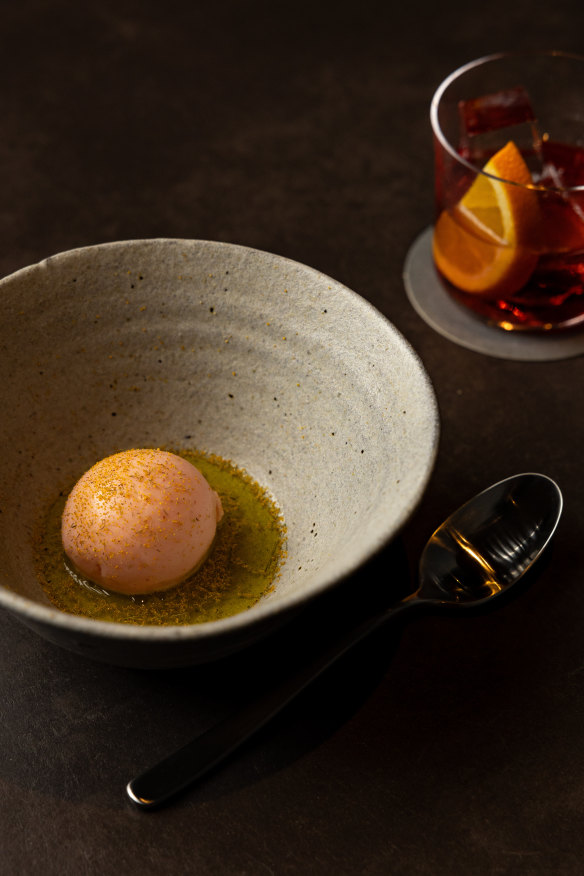 Grapefruit sorbet with the ‘Suze’ aperitif.
