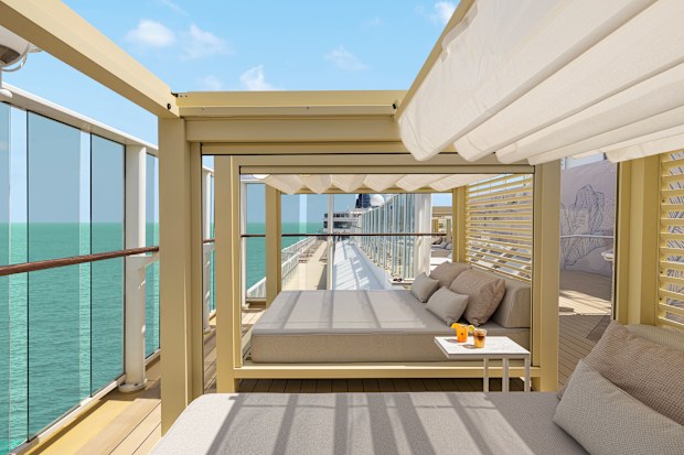 Vibe Beach Club - Norwegian Jade & Norwegian Gem (1)