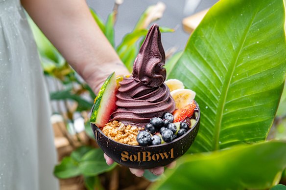 The abundant look of the smoothie bowl is part of its appeal.