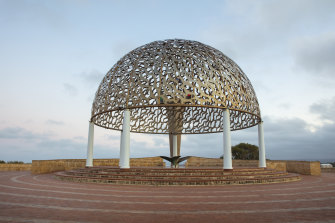 HMAS Sydney Memorial in Geraldton, Western Australia. The dome has 645 seagulls, one for each sailor who died.