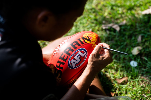 Aunty Lulu decorating one of the TW Sherrins.