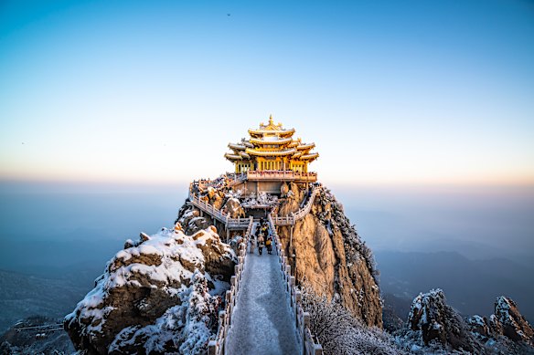 The 2184-metre Laojun Mountain in Henan Province is in one of the nation’s most highly rated tourist areas.