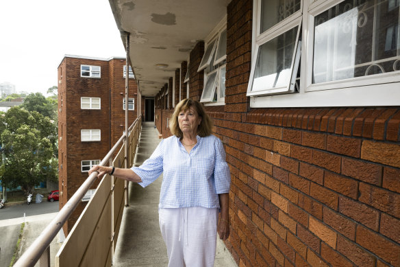 Jan Newland at her apartment in the Neutral Bay block Merinda.