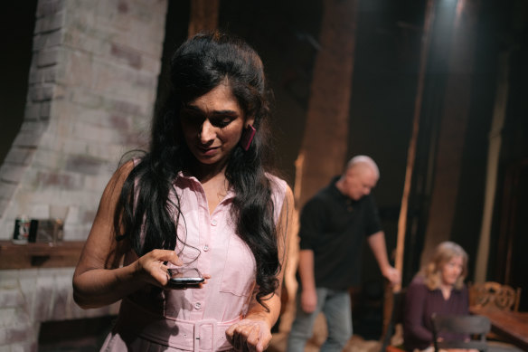 Sonya Suares in Hearth at La Mama.