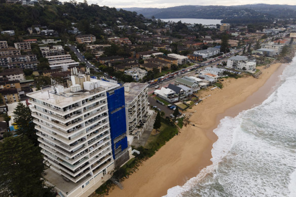Progress on a seawall for the Collaroy-Narrabeen beach may finally be in sight after decades of wrangling.