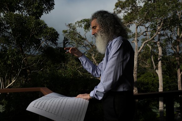 Mark Isaacs Isaacs has written two symphonies for orchestra, plus a smaller-scale chamber symphony.