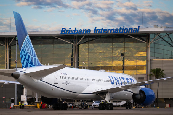 United Airlines will offer flights from Brisbane to Los Angeles three times a week until the end of February. 