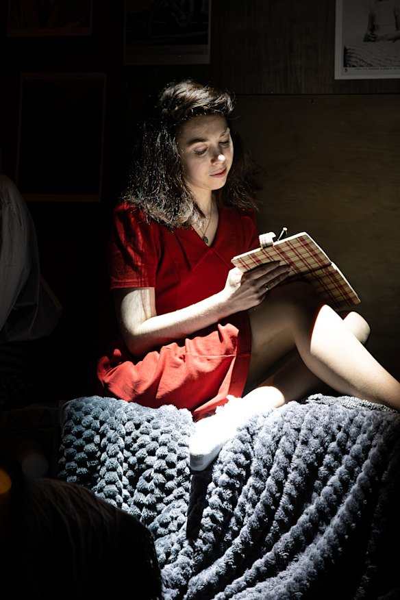 Chloe-Jean Vincent as Anne Frank